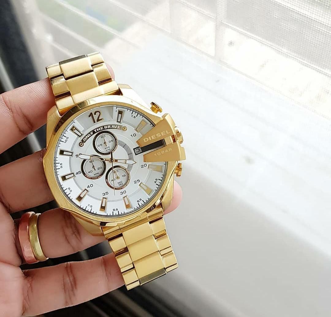 Amazing commanding stylish sport Men's watch - AmazingBaba